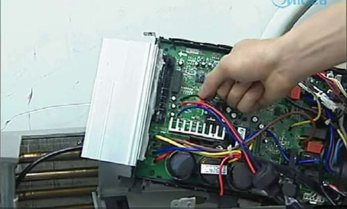 昭阳美的空调电话是多少